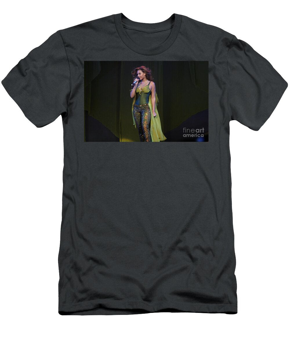 1 Beyonce Knowles Concert Photos T-Shirt