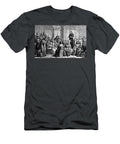 1 Copernicus Explaining His Planetary Wellcome Images T-Shirt