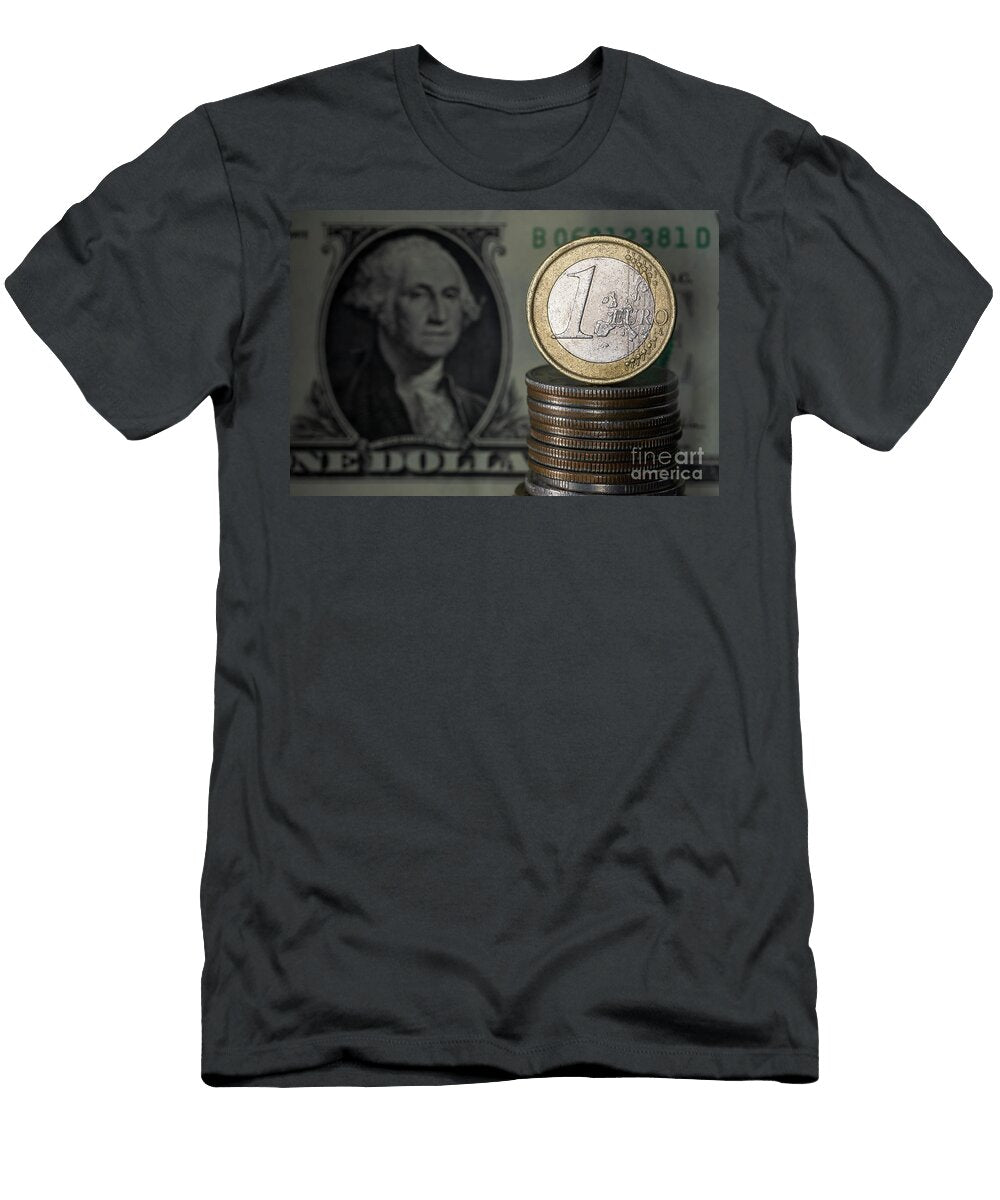 1 Euro and Dollar Exchange Rate Coin and Bill Relationship Macro Pablo Avanzini T-Shirt