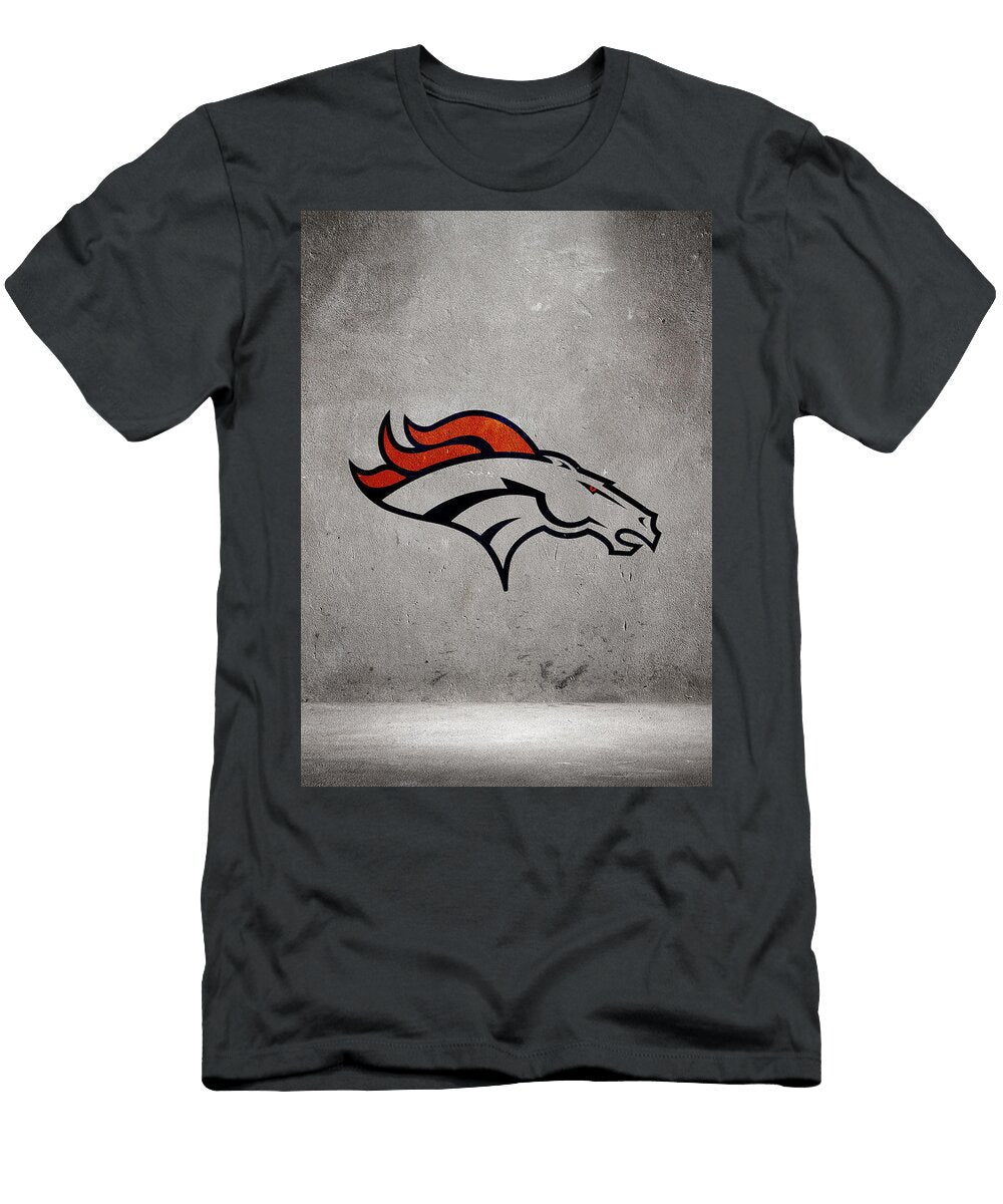 1 Football Denver Broncos Fanart Leith Huber T-Shirt