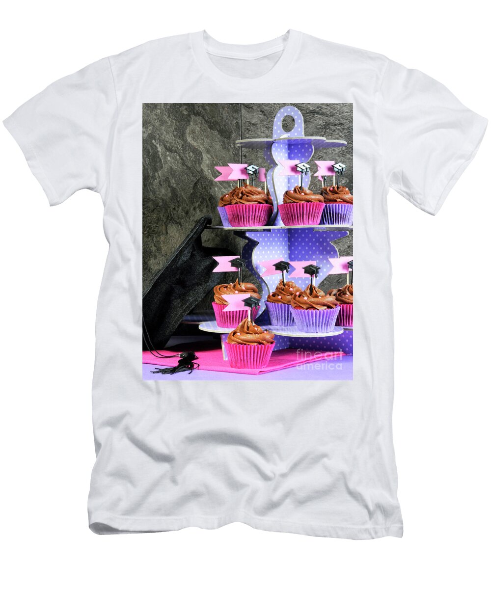 1 Graduation Day Pink and Purple Party Cupcakes Milleflore Images T-Shirt