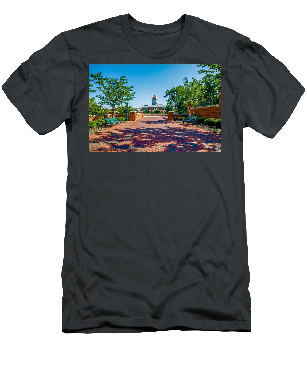 1 Modern College Campus Buildings Alexandr Grichenko T-Shirt
