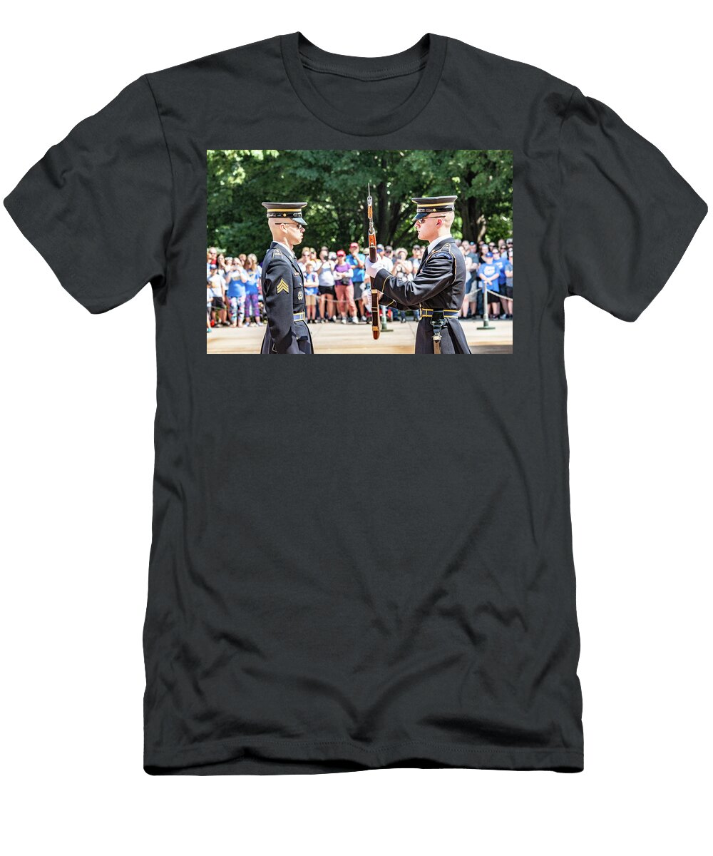 1 Sergeant of the Guard and Sentry William Rogers T-Shirt