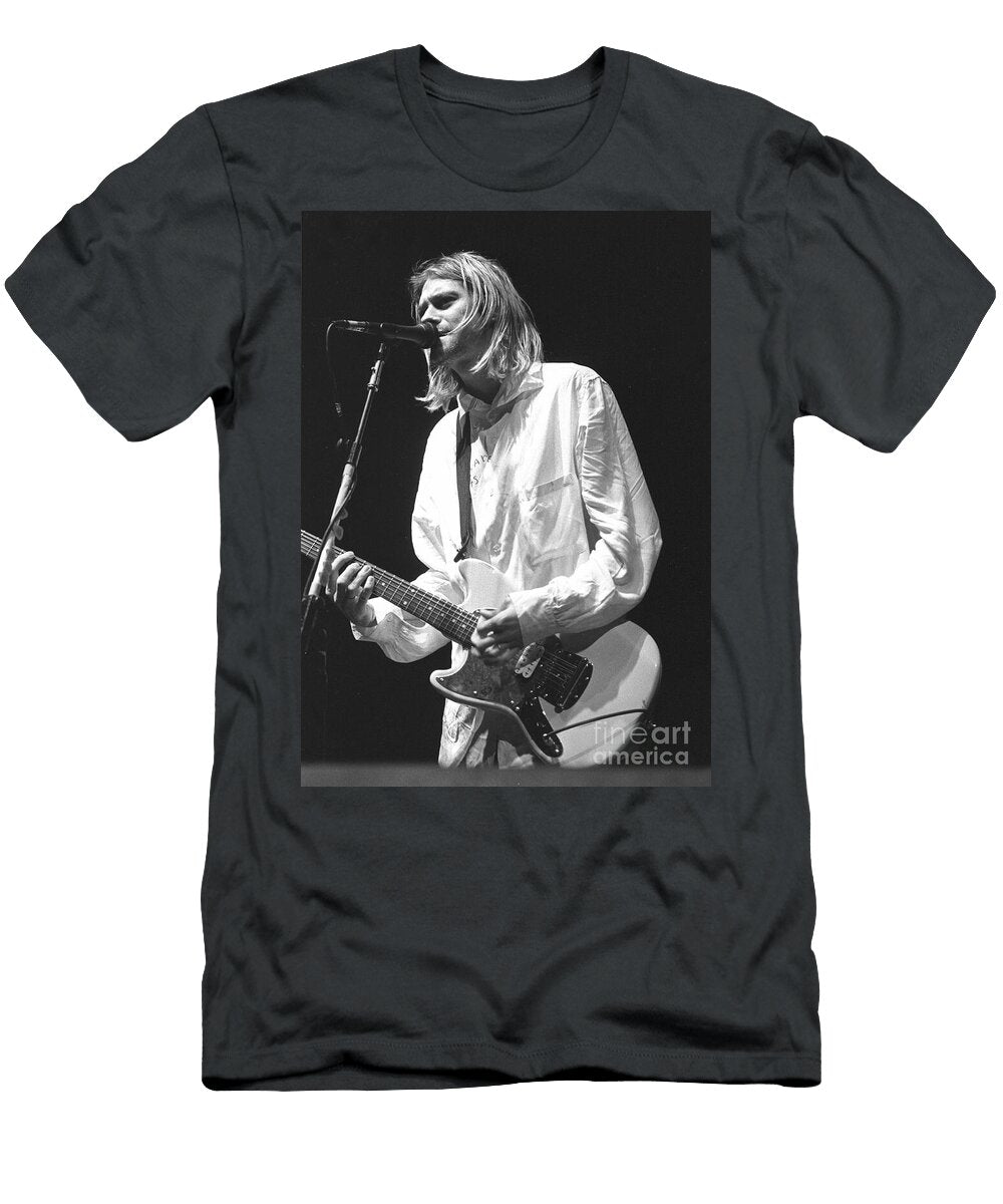 12 Kurt Cobain Nirvana Concert Photos T-Shirt