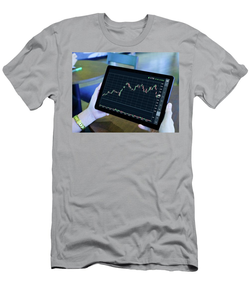 13 Making Trading Online on the Smart Phone New Ways to Make Econo Boonmachai Mingkhwun T-Shirt