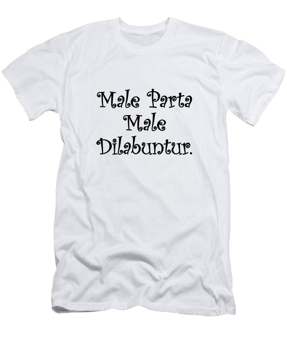 13 Male Parta Male Dilabuntur Vidddie Publyshd T-Shirt