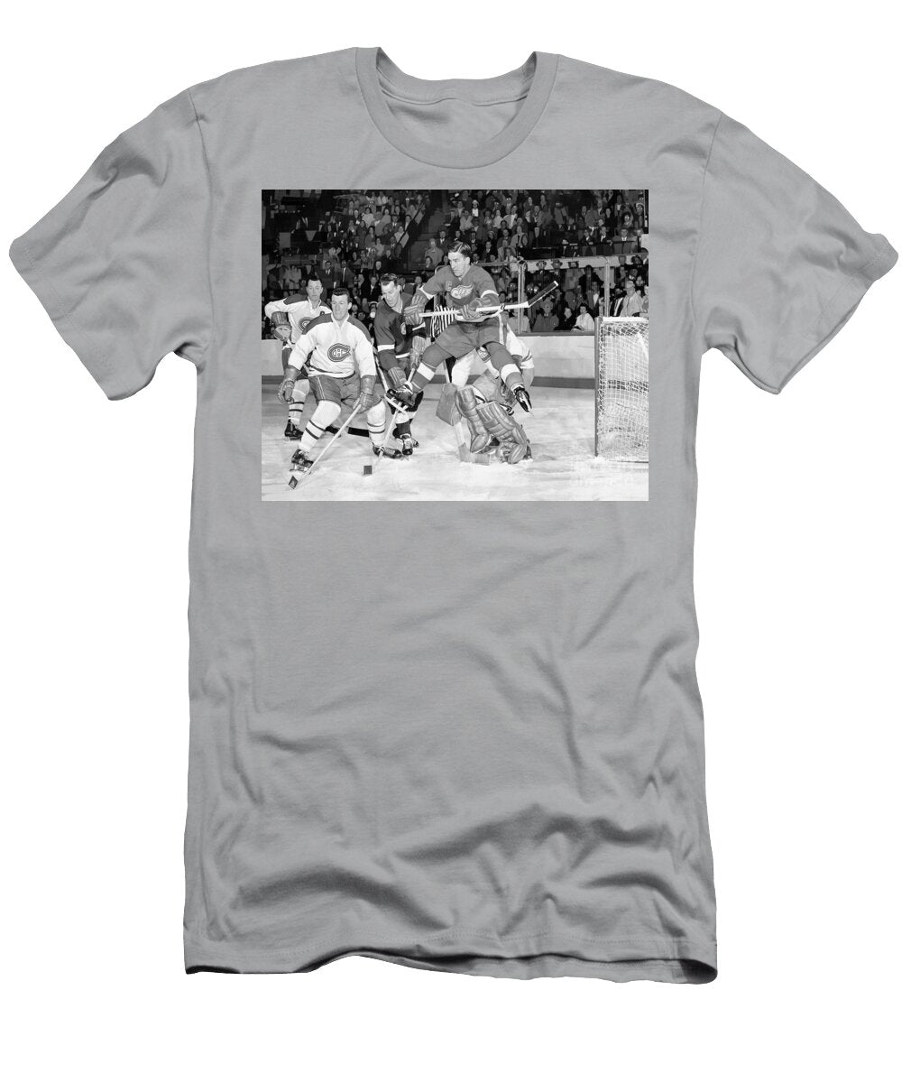 1956 Stanley Cup Canadiens Doug Harvey and Claude Provost Red Wings Gordie Howe and Ted Lindsay Robert Williams T-Shirt