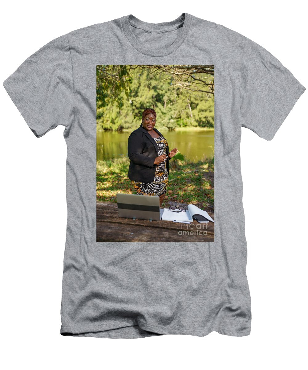 2 Plus Size Ceo Businesswoman Boss Giving a Speech in an Online Group Meeting She Is Working Remotely in the Park Felix Mizioznikov T-Shirt