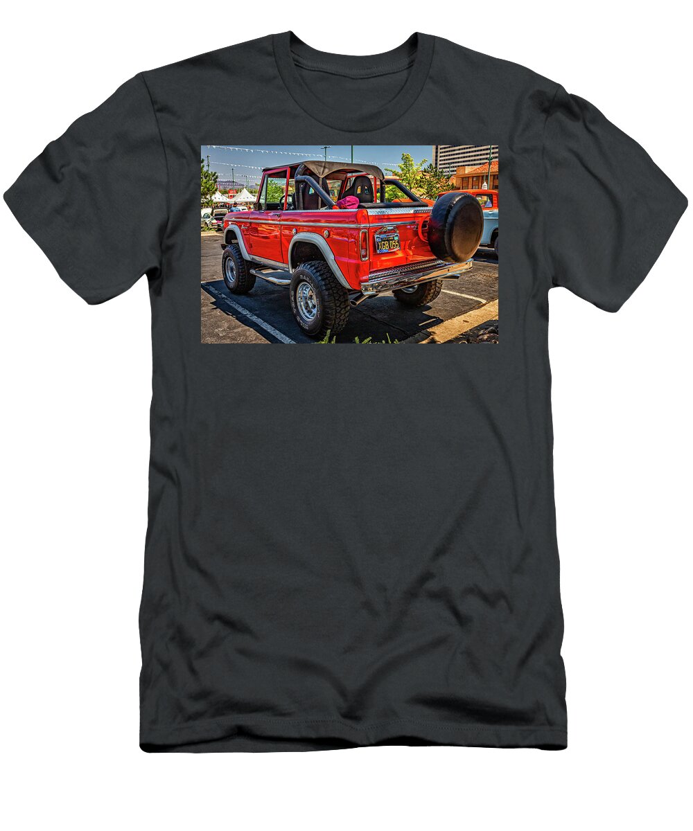 4 1968 Ford Bronco Half Cab Pickup Truck Gestalt Imagery T-Shirt