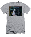 4 Making Trading Online on the Smart Phone New Ways to Make Econo Boonmachai Mingkhwun T-Shirt