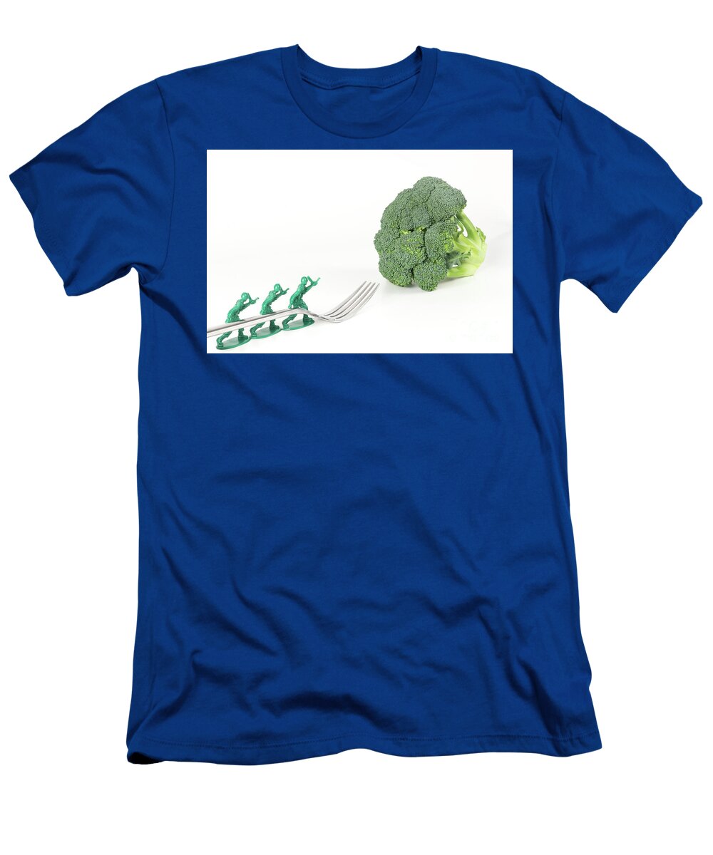 5 Army Men Broccoli Fork Ezume Images T-Shirt