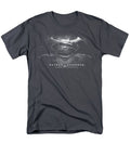 5 Batman V Superman Bw Logo Brand a T-Shirt