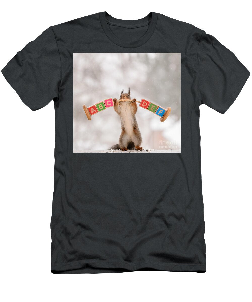 564 Red Squirrel Squirrel Sciurus Vulgaris Eurasian Red Squirrel Geert Weggen T-Shirt