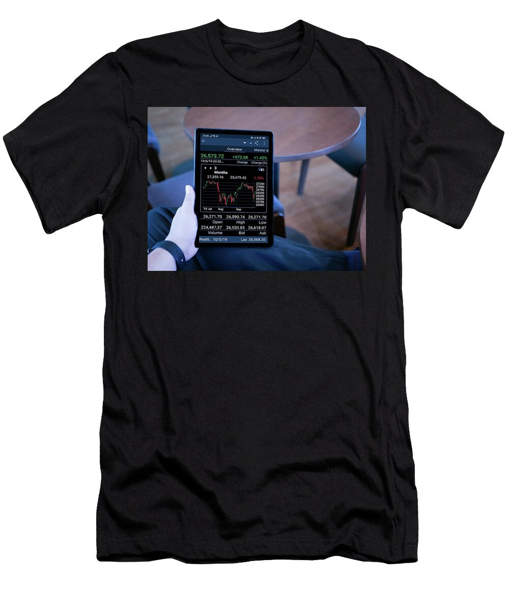 6 Making Trading Online on the Smart Phone New Ways to Make Econo Boonmachai Mingkhwun T-Shirt
