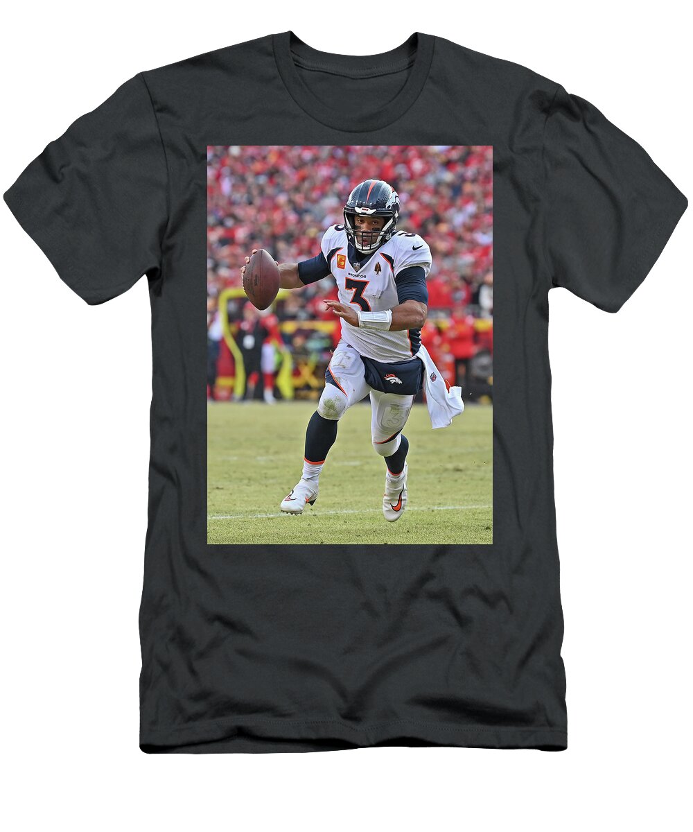 7 Russell Wilson Peter Aiken T-Shirt