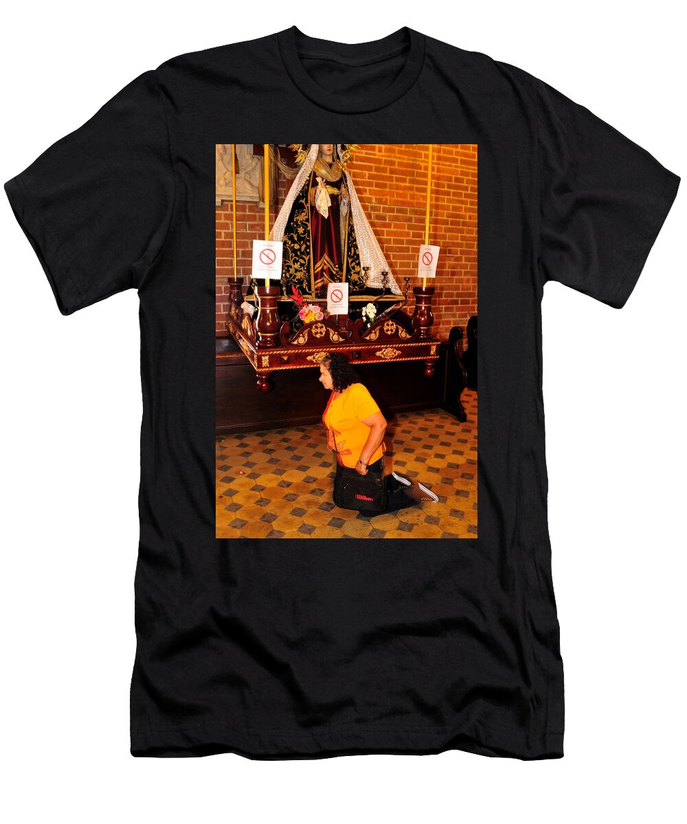 8 Girardota Colombia Carlos Mora T-Shirt