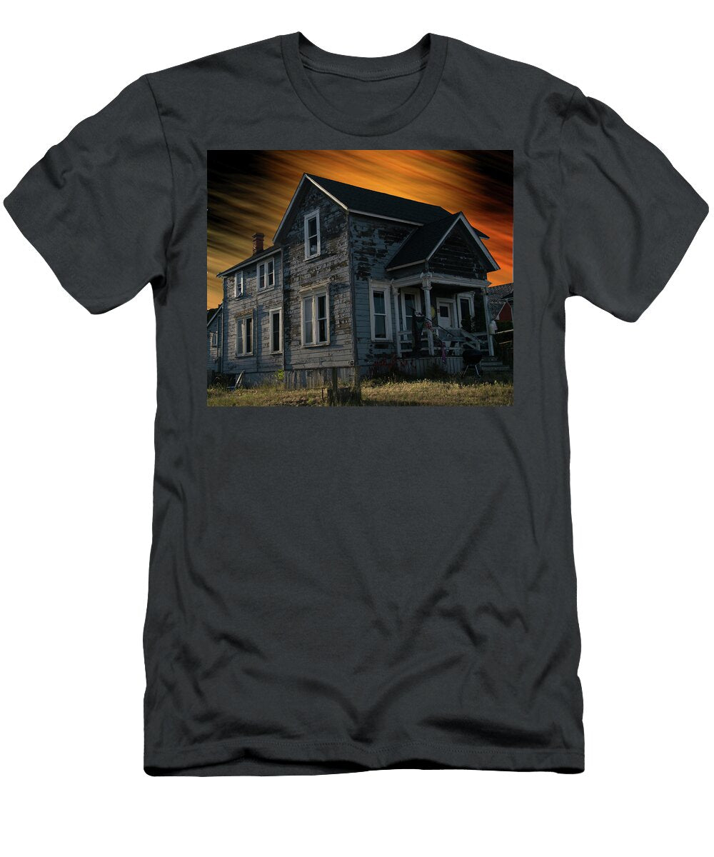 Abandoned in the Twilight Zone Dl Bruin T-Shirt