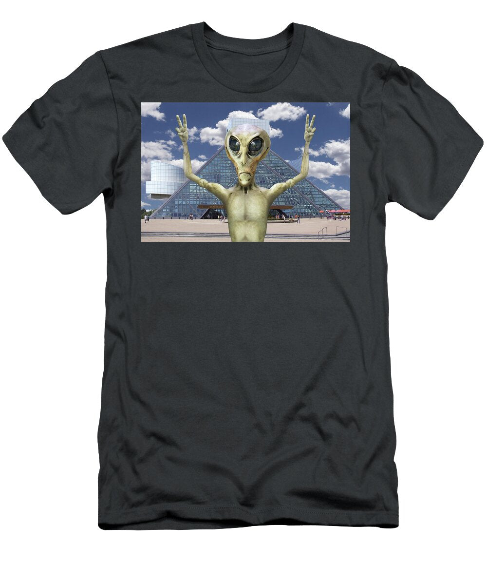 Alien Vacation Ringo Starr Peace Sign At the R and R Hall of Fame Mike Mcglothlen T-Shirt