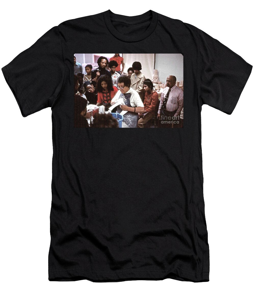 An Elizabeth Catlett Workshop 70 Walter Neal T-Shirt