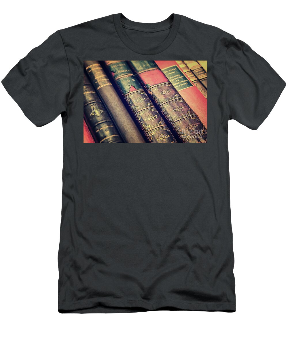 Antique Leather Books Delphimages Photo Creations T-Shirt