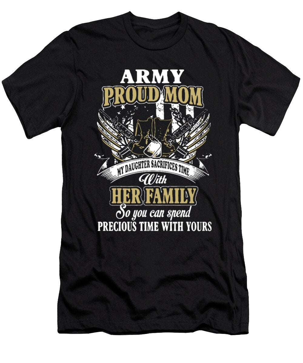 Army Proud Mom with Her Family Tinh Tran Le Thanh T-Shirt