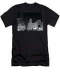 Black and White Night in Chicago Frozen in Time Fine Art Photography T-Shirt