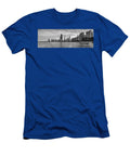 Black and White Panorama of Chicago From North Avenue Beach Lincoln Park Chicago Illinois Silvio Ligutti T-Shirt