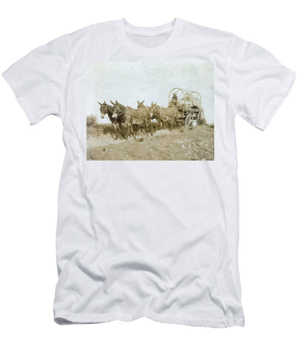 Chuckwagon 1907 Science Source T-Shirt