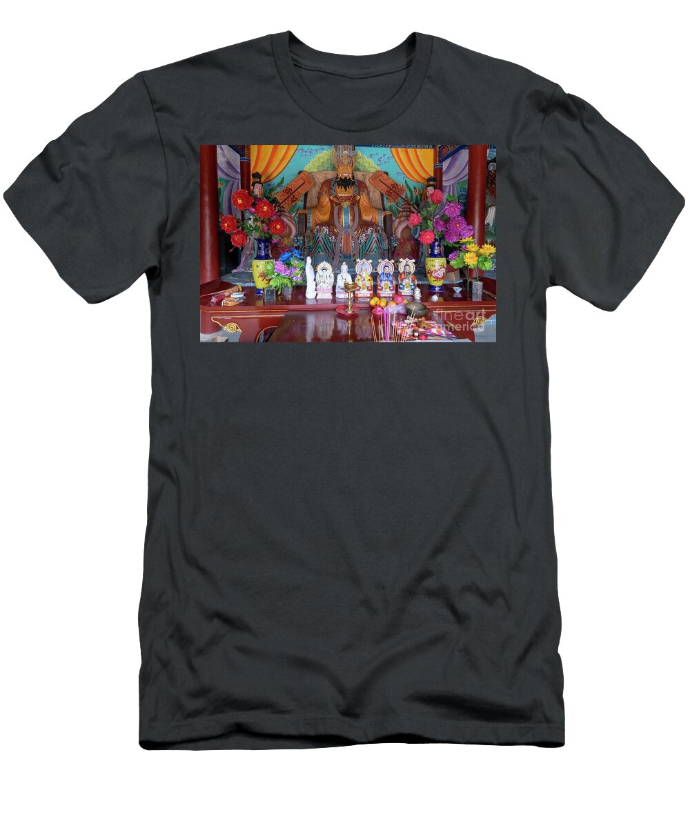 Confucian Temple of Literature Jianshui China H10 Dan Yeger T-Shirt