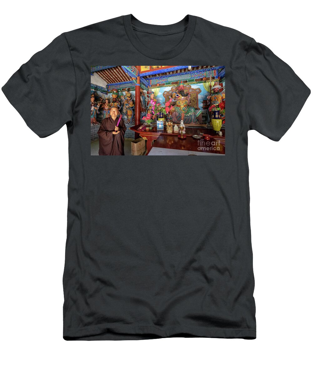 Confucian Temple of Literature Jianshui China H6 Dan Yeger T-Shirt