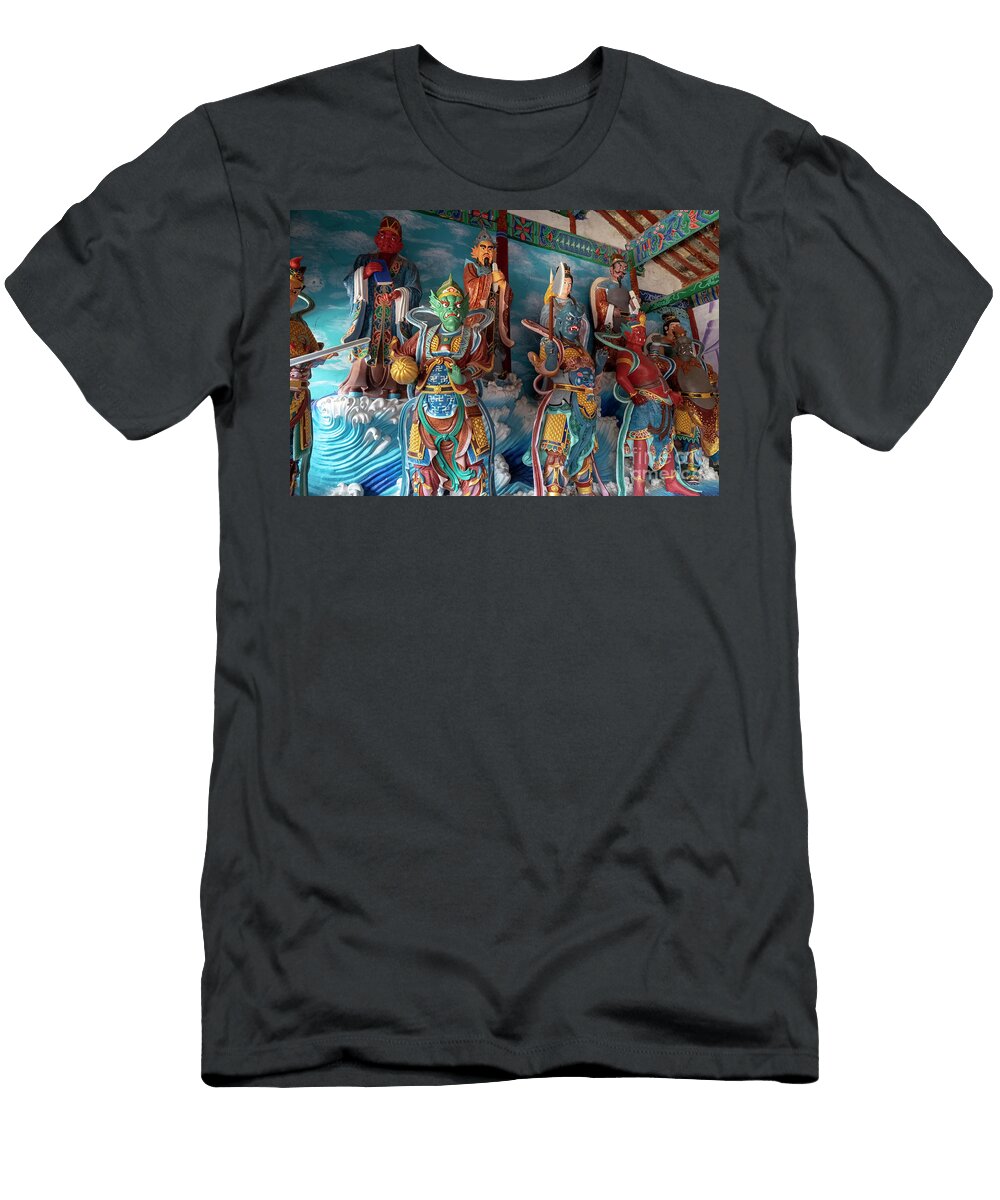 Confucian Temple of Literature Jianshui China H7 Dan Yeger T-Shirt