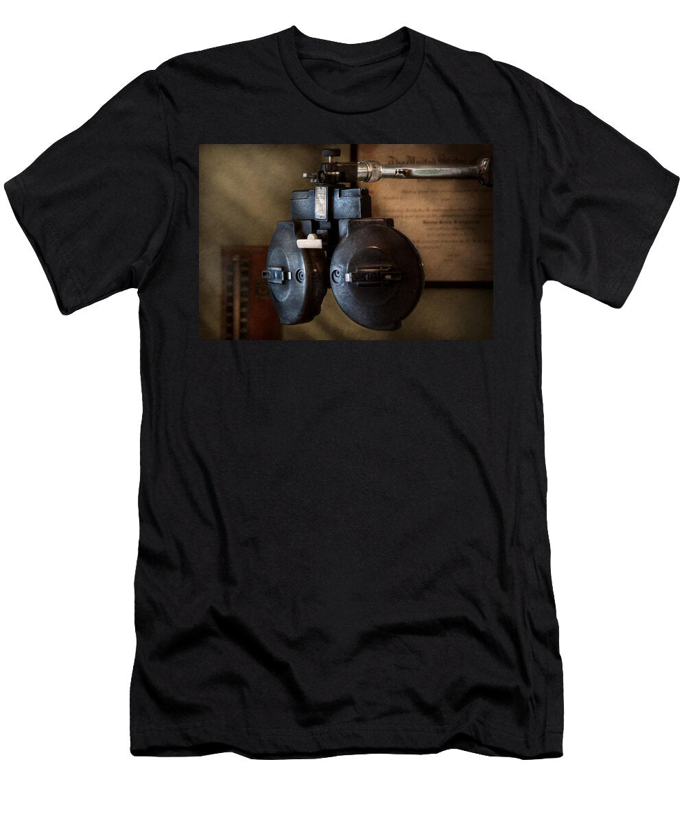 Doctor Optometry an Old Phoropter Mike Savad T-Shirt