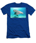 Face Portrait of a Great Hammerhead Shark Off Bimini Shane Gross Natureplcom T-Shirt
