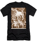 How Zeppelin 5 Was Wrecked and Captured By Russian Cavalry 1914 19 English School T-Shirt