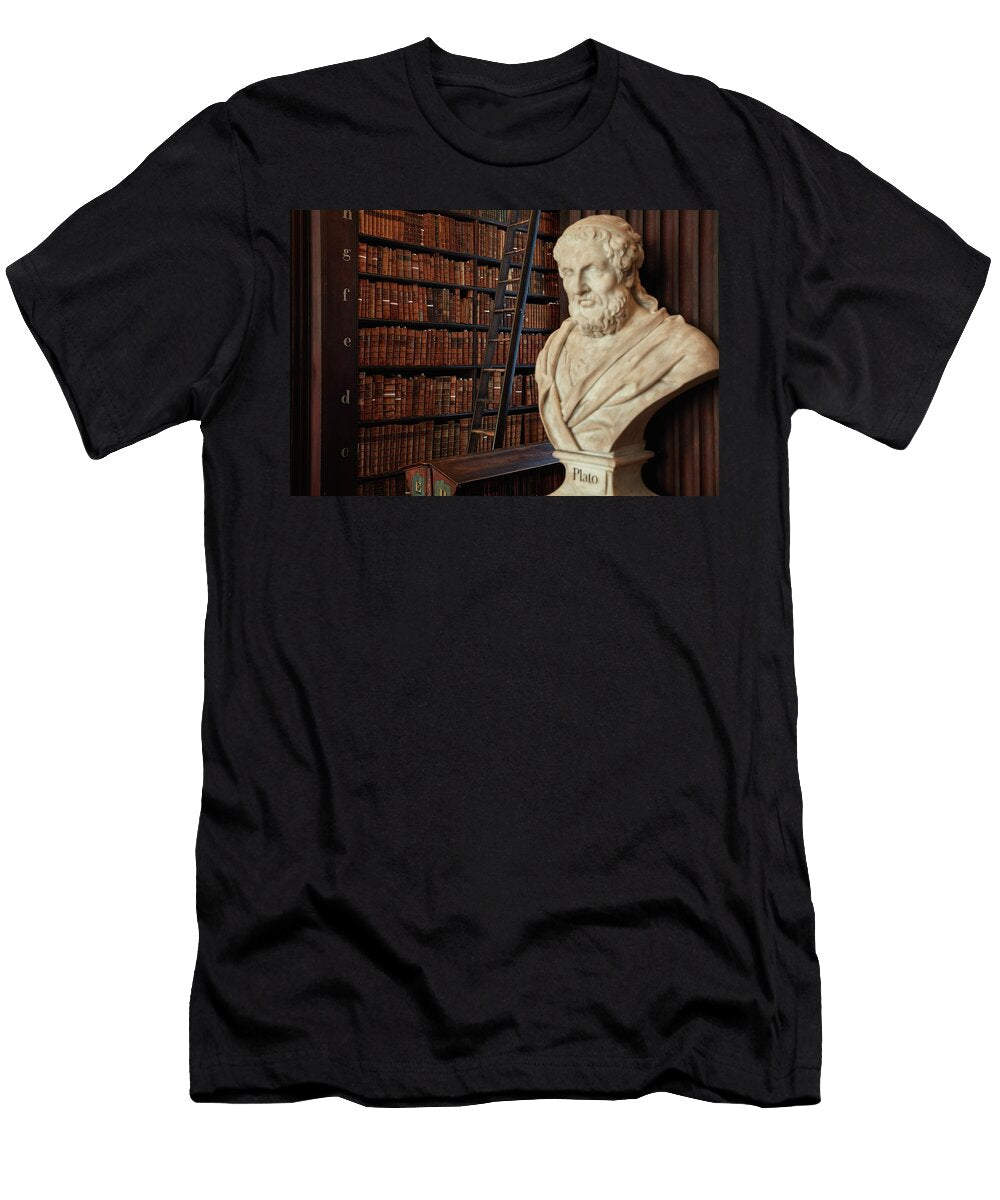 Ireland Dublin the Busts of Prominent Scholars in the Old Library Trinity College Richard Taylor T-Shirt