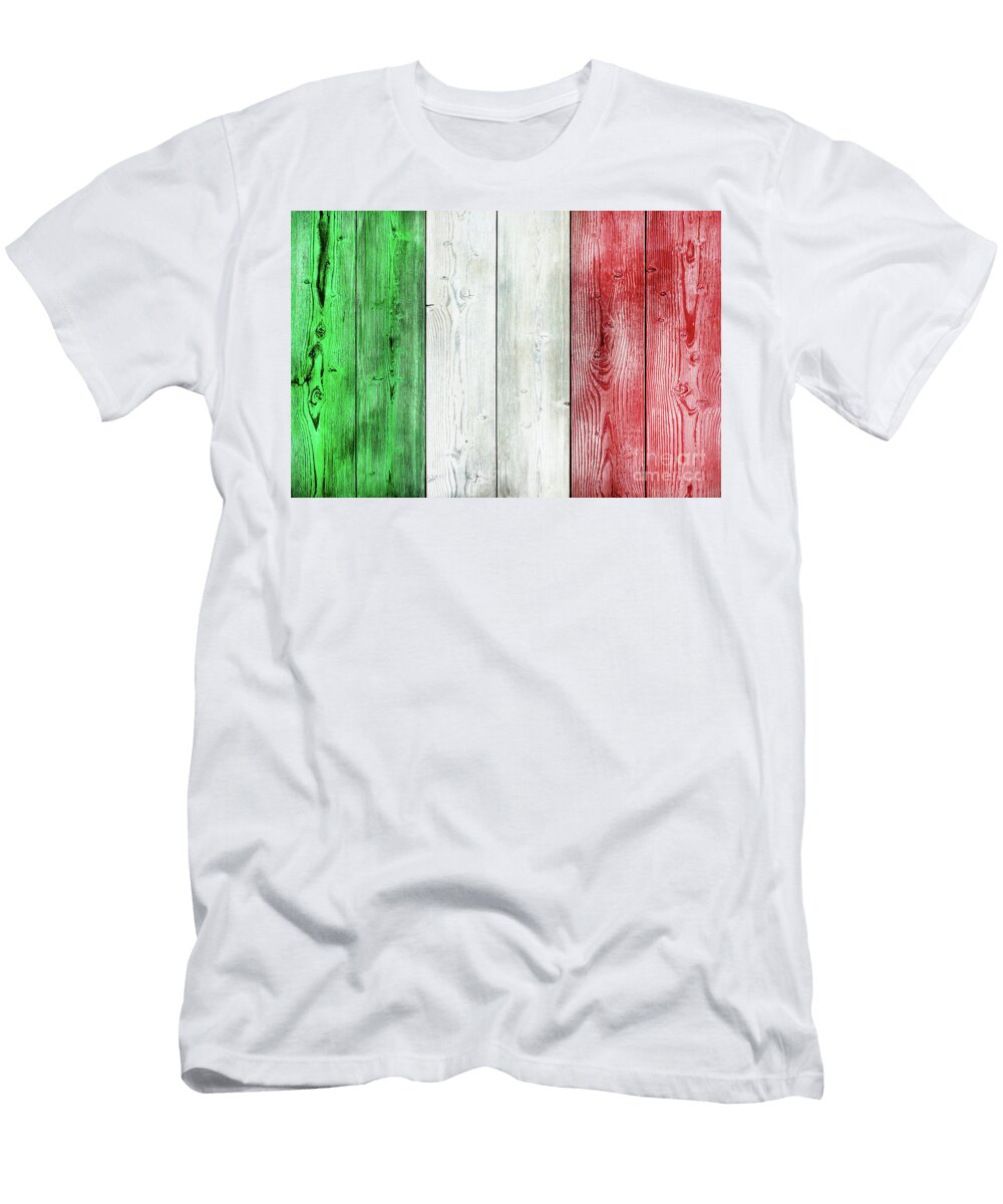 Italian Flag on Wooden Planks Delphimages Photo Creations T-Shirt