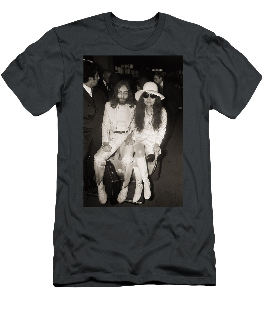 John Lennon and Yoko Ono At the Airport Orca Art Gallery T-Shirt