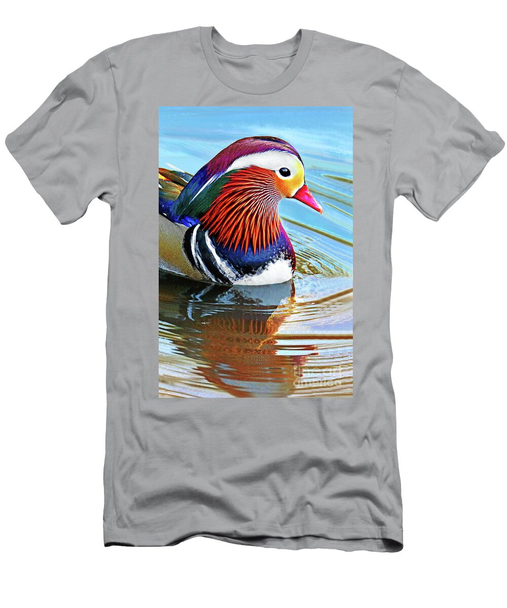 Mandarin Duck Portrait 4 Regina Geoghan T-Shirt