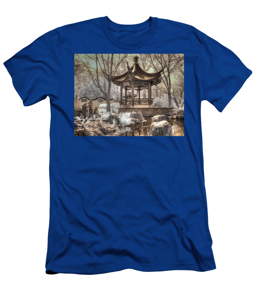 Missouri Botanical Chinese Friendship Garden Jane Linders T-Shirt
