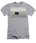 Mother Bear in a Corn Field Fon Denton T-Shirt