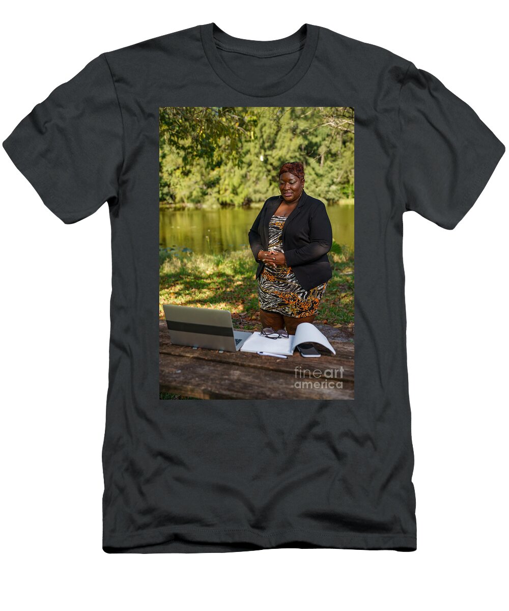 Plus Size Ceo Businesswoman Boss Giving a Speech in an Online Group Meeting She Is Working Remotely in the Park Felix Mizioznikov T-Shirt