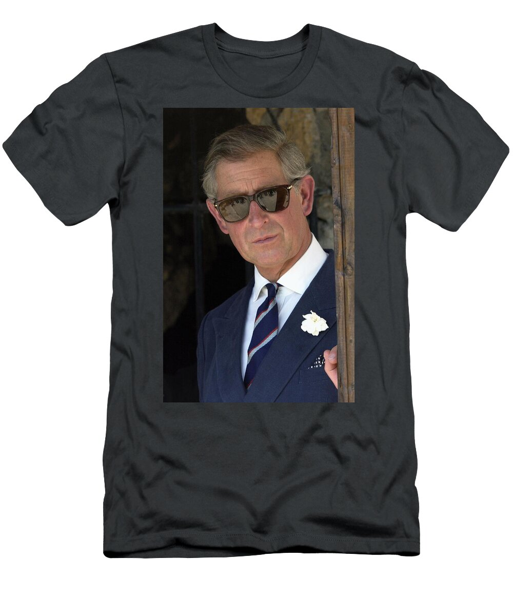 Prince Charles At Grand Opening of the Old Bridge Mostar Bosnia 2004 Samual Bendet Linda Howes Website T-Shirt