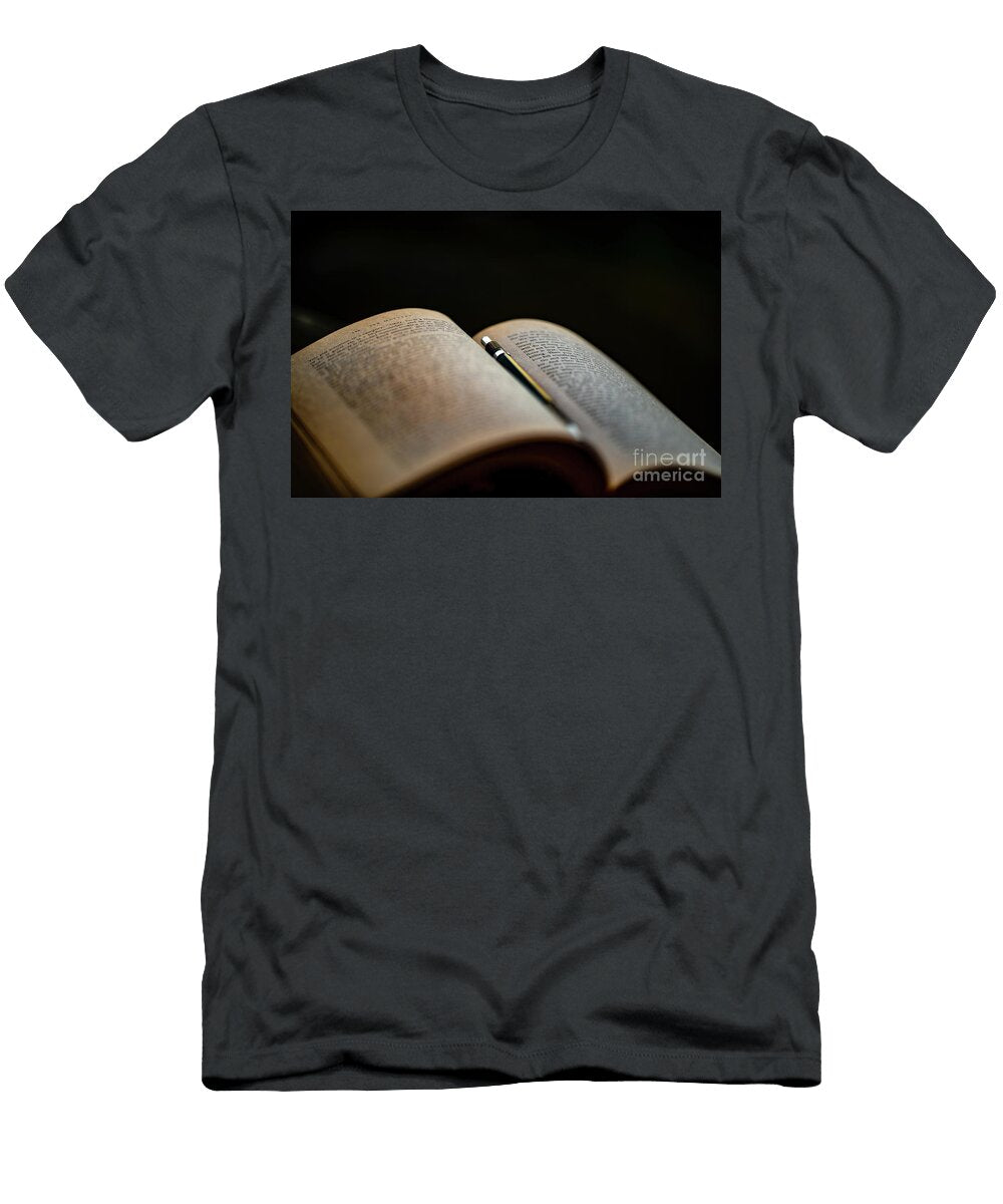 Reading Book At Night Anna Om T-Shirt