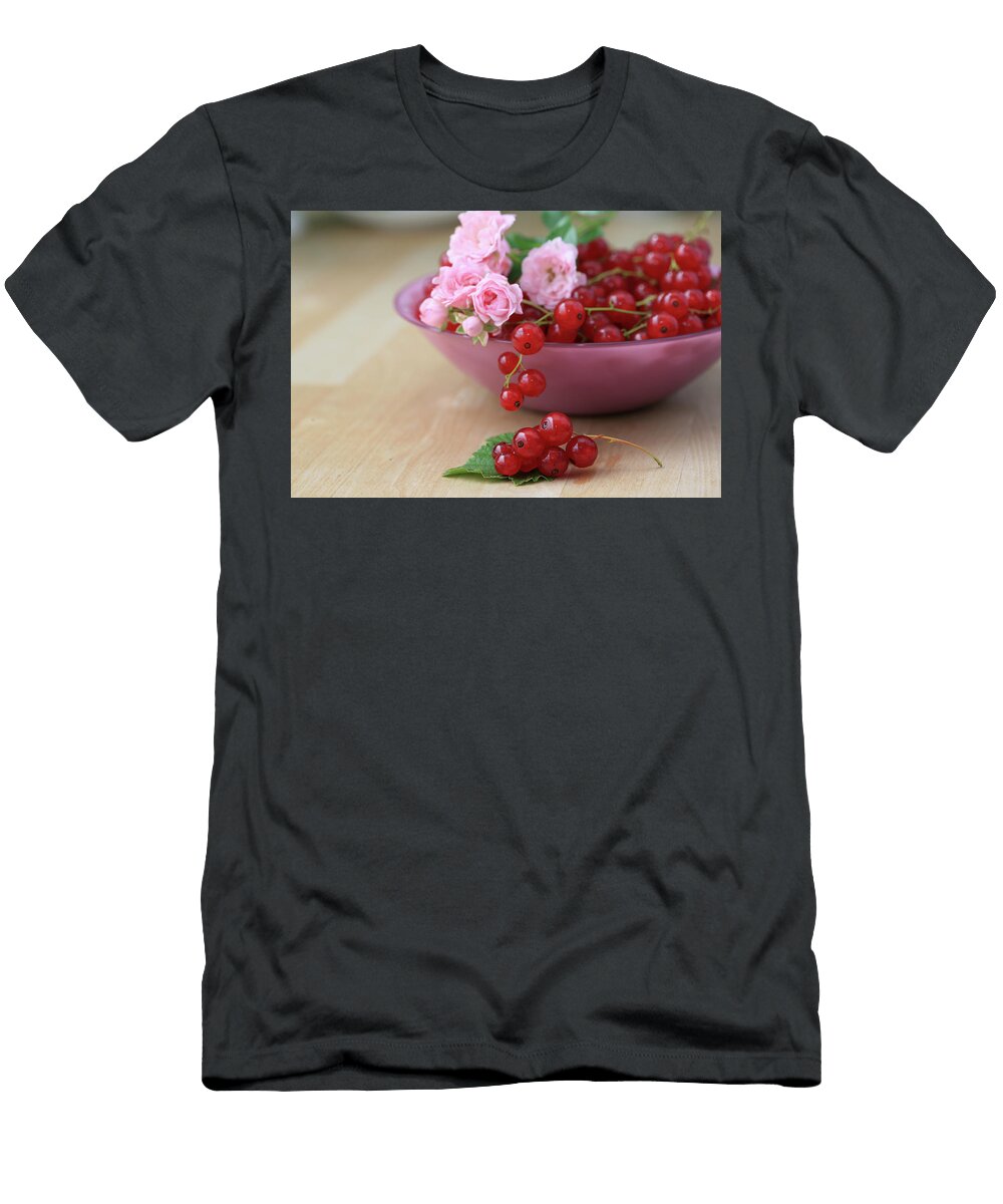 Red Currants with Pink Roses Still Life Karen Kaspar T-Shirt