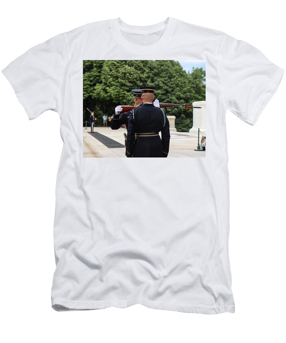 Rifle Inspection At the Tomb of the Unknown Soldiers William E Rogers T-Shirt