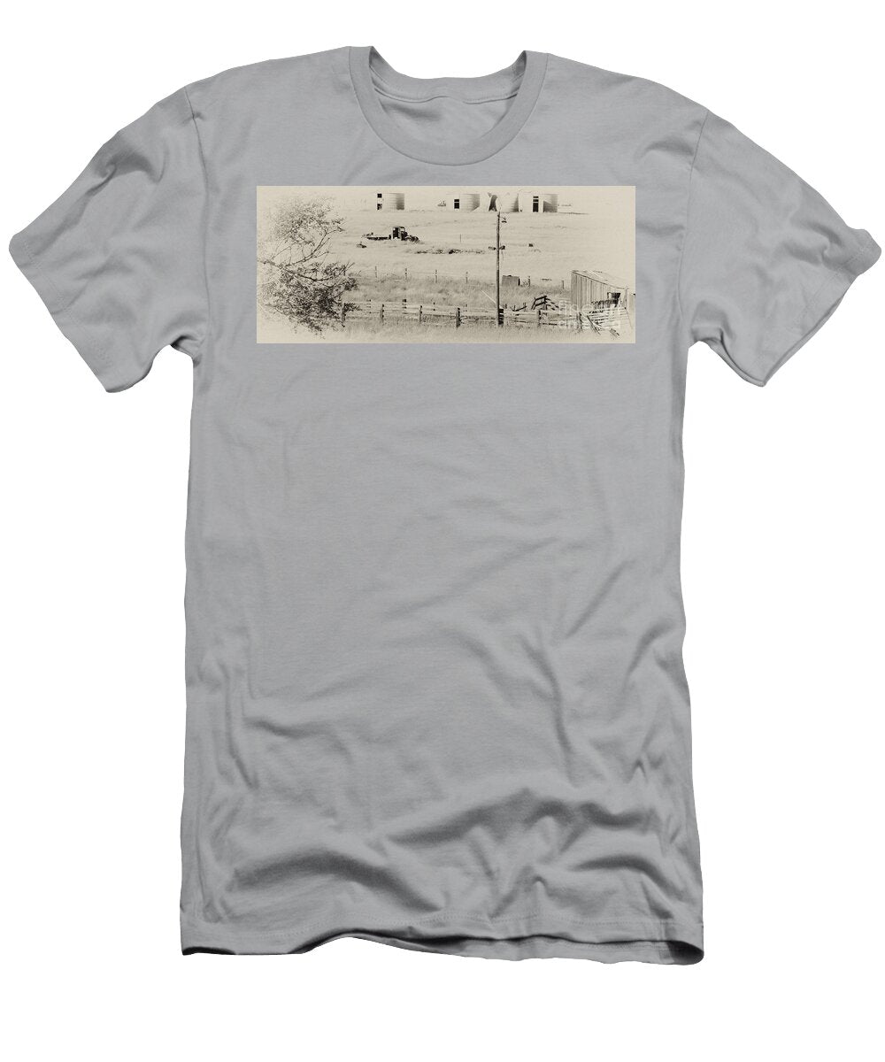 Rust Wind and Time Are Not Kind Wilma Birdwell T-Shirt