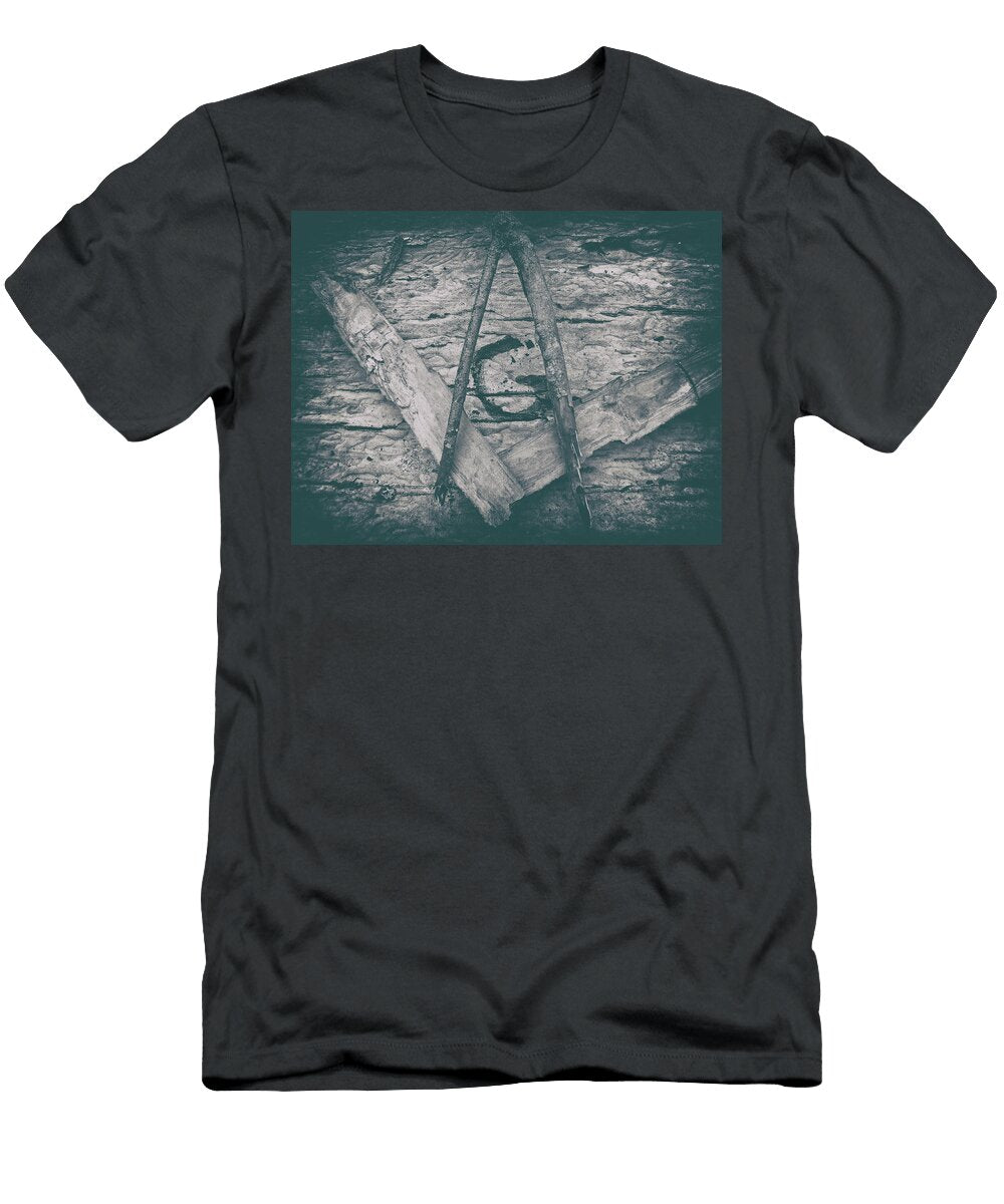 Rustic Square and Compasses Phillip W Strunk T-Shirt