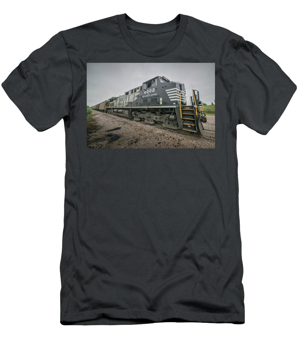S DC to Ac Conversion Engine 4002 Jim Pearson T-Shirt