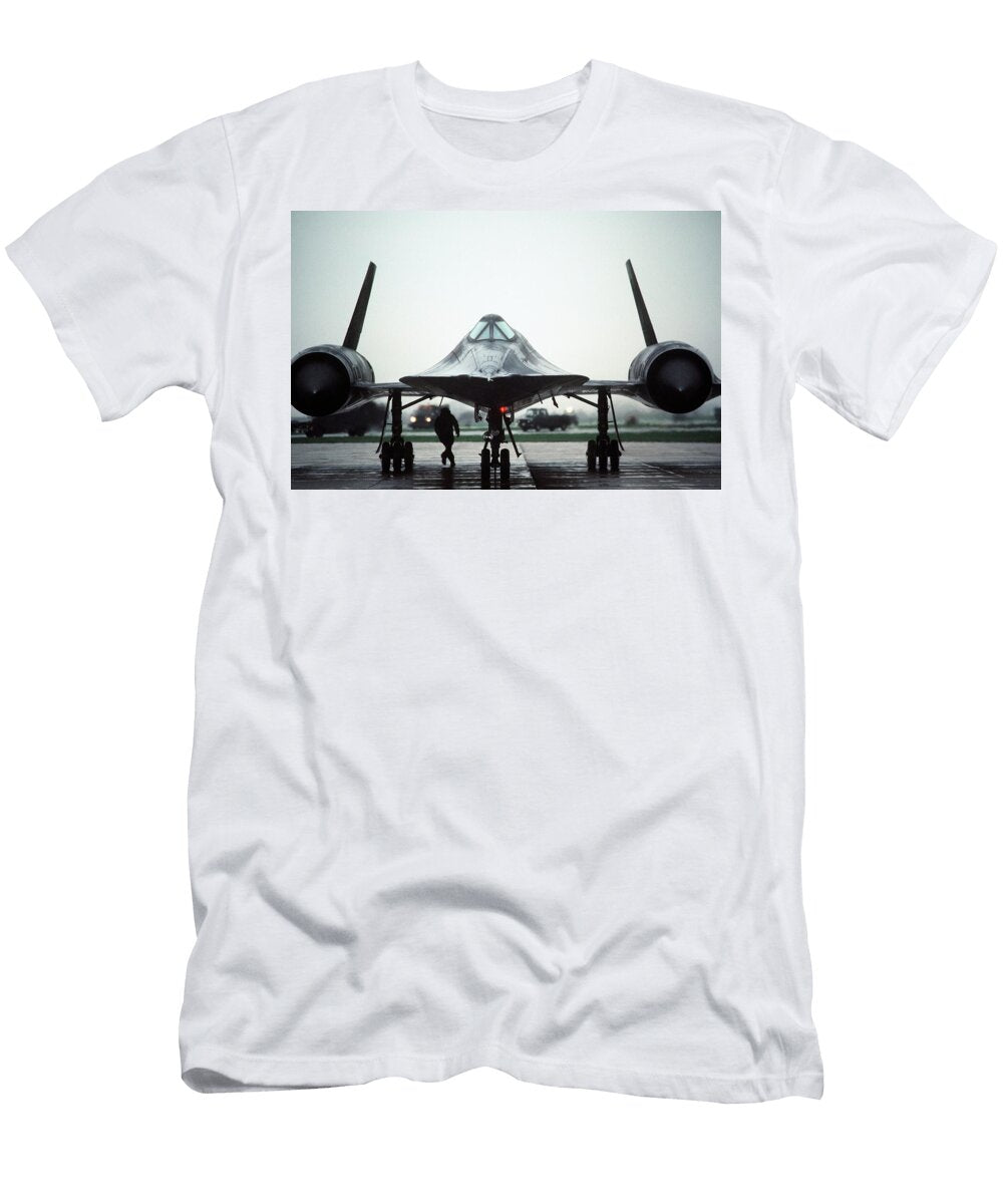 Sr 71 Blackbird Being Prepared for Take of 1983 Tsgt Jose Lopez Linda Howes Website T-Shirt