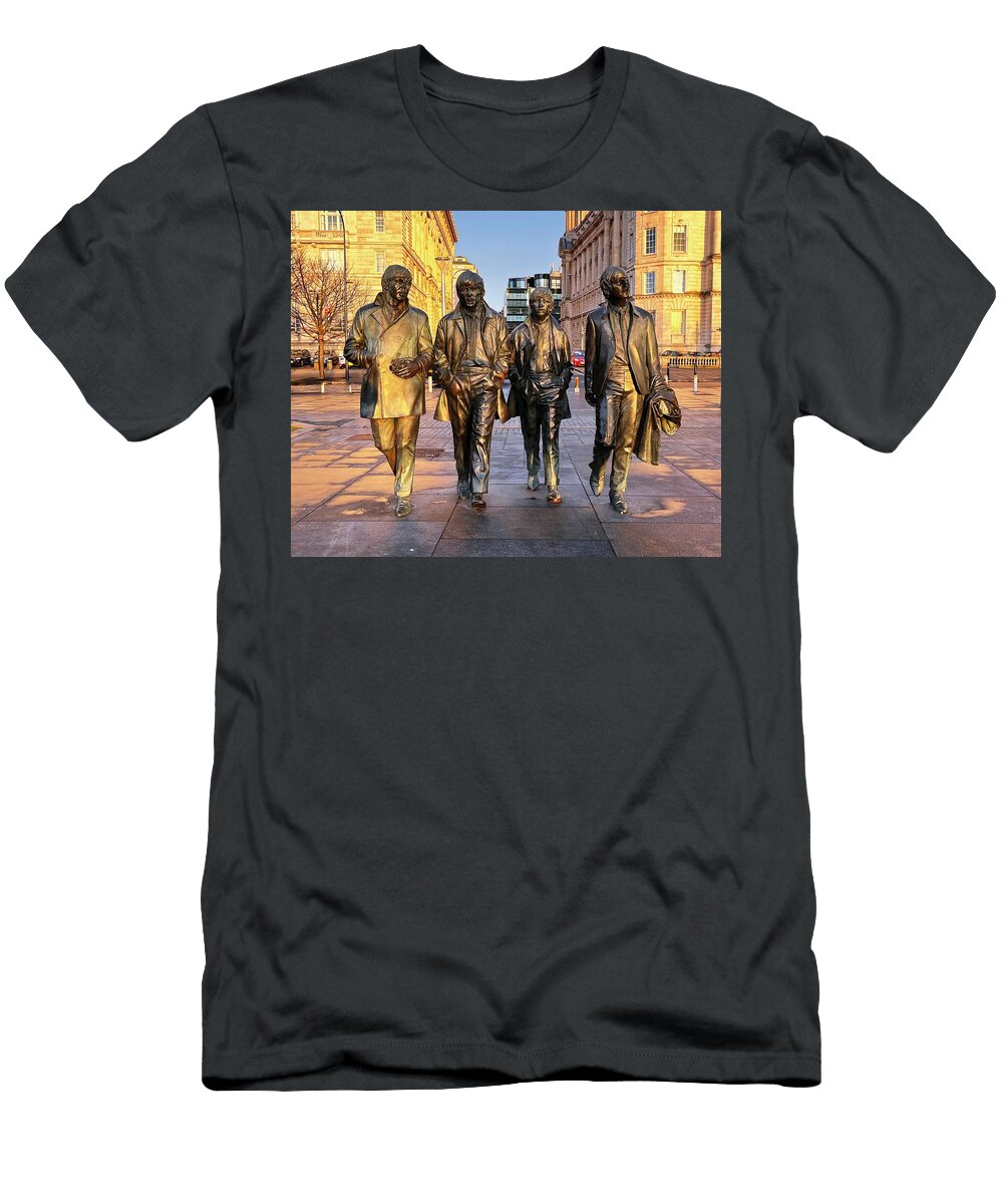 Statues of the Beatles in Liverpool Steve Kearns T-Shirt